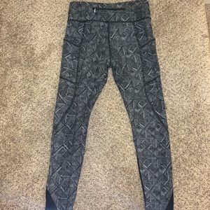 Lulu lemon leggings Size 6